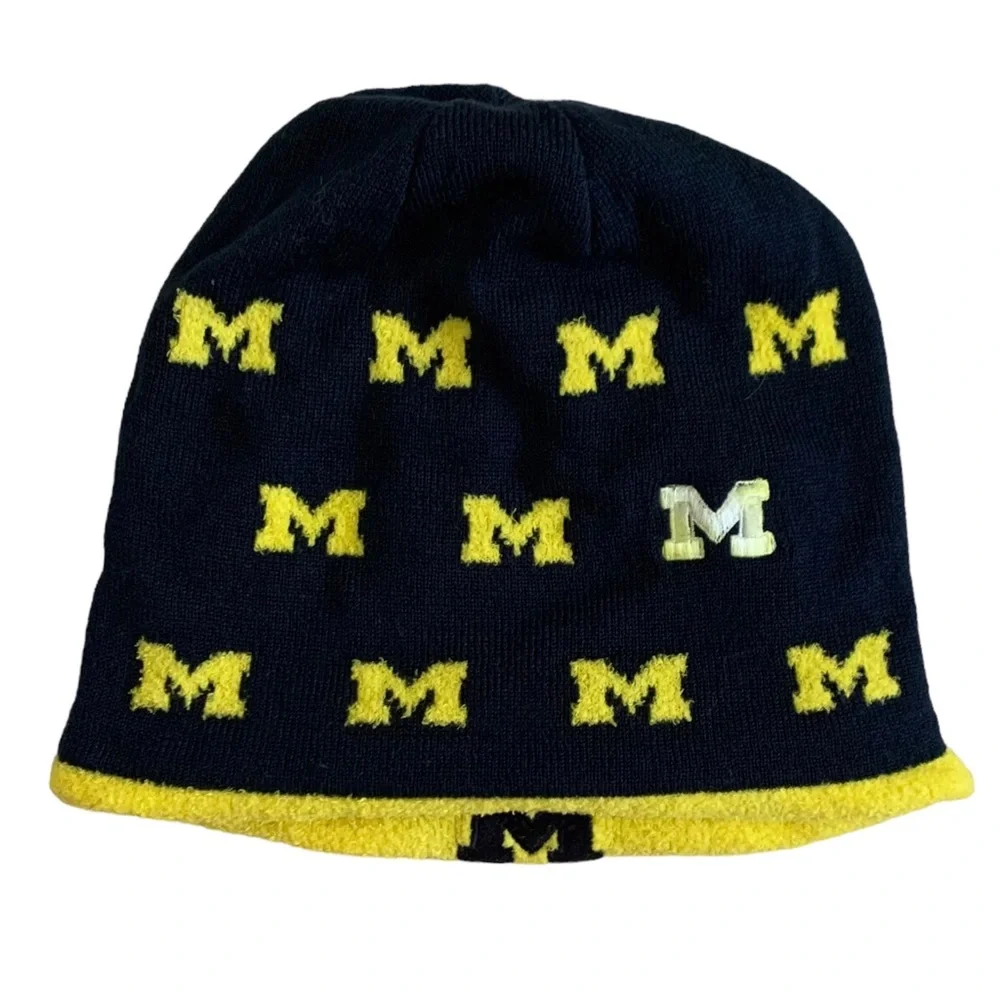 Adidas Michigan Wolverines Reversible Beanie